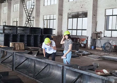 重慶三峰卡万塔環境李工の一行、清華同方環境専門家グループは私の工場に視察に来ました。